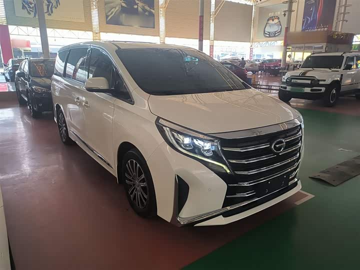 Фото 4 - GAC Trumpchi M8