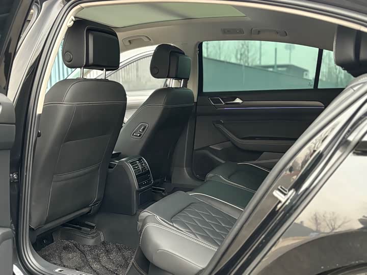 Фото 5 - Volkswagen Magotan GTE Hybrid