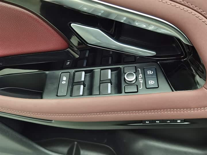 Фото 9 - Land Rover Range Rover Evoque L