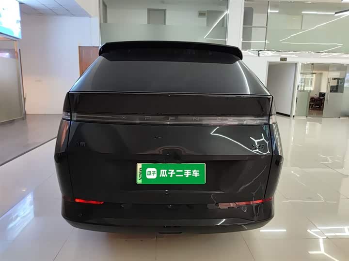 Фото 6 - XPeng X9