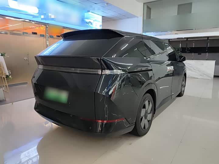 Фото 7 - XPeng X9