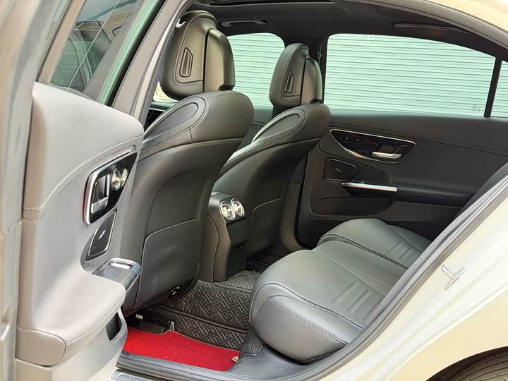 Фото 8 - Mercedes-Benz C-Class