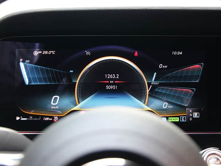 Фото 8 - Mercedes-Benz AMG GT