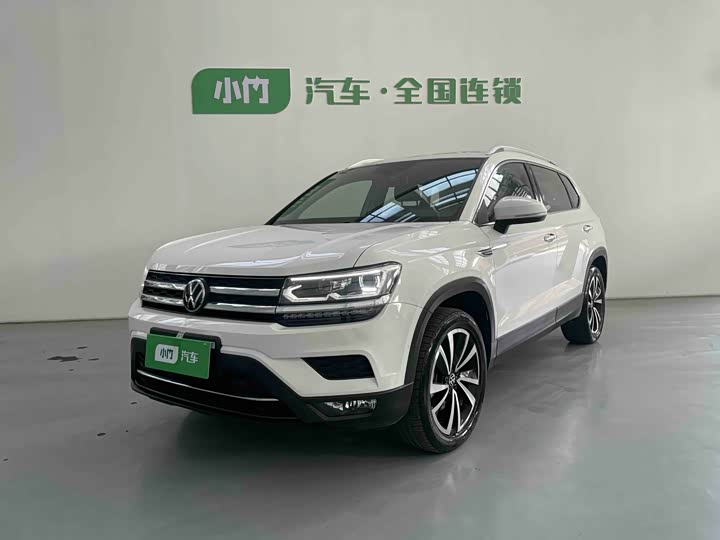 Фото 1 - Volkswagen Tharu