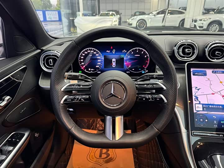 Фото 9 - Mercedes-Benz C-Class