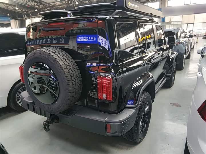 Фото 7 - Tank 300