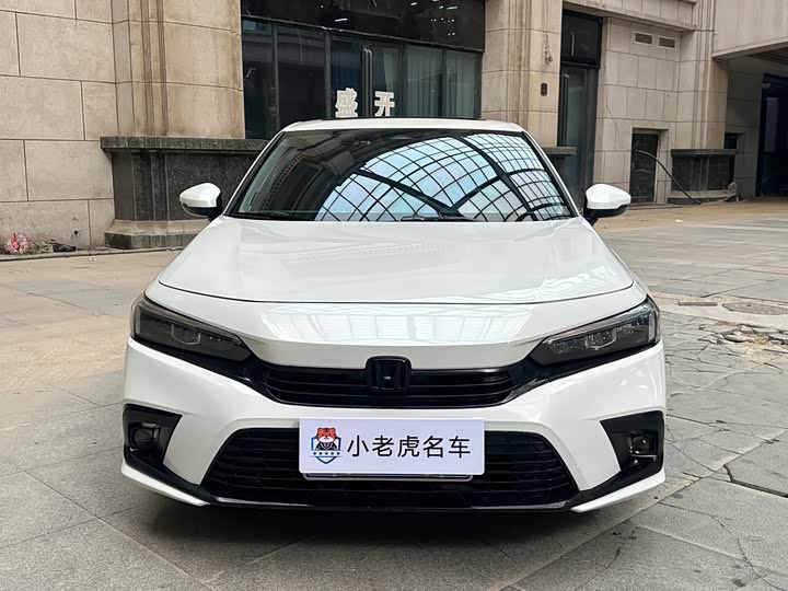 Фото 2 - Honda Civic