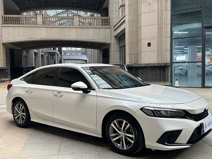 Фото 3 - Honda Civic