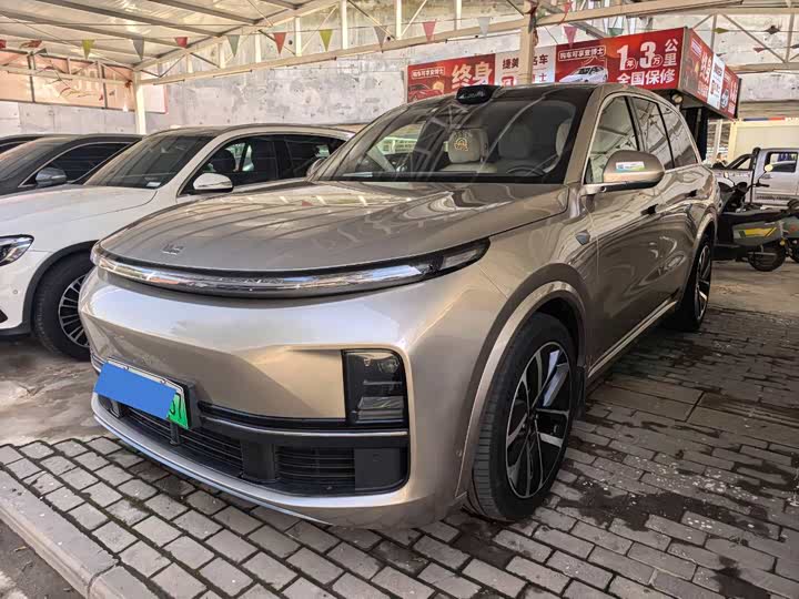 Фото 1 - LiXiang L8