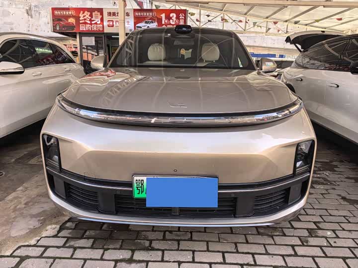 Фото 2 - LiXiang L8