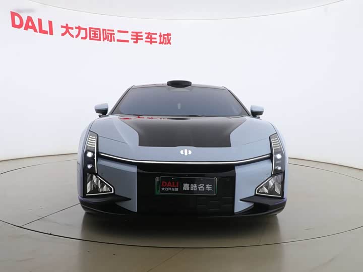 Фото 2 - HiPhi Z