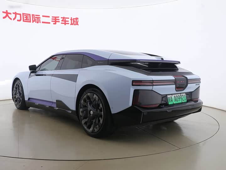 Фото 6 - HiPhi Z