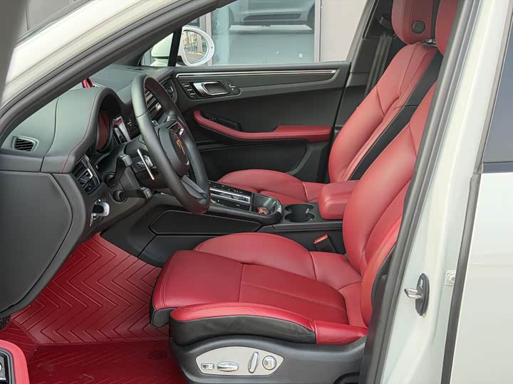 Фото 8 - Porsche Macan