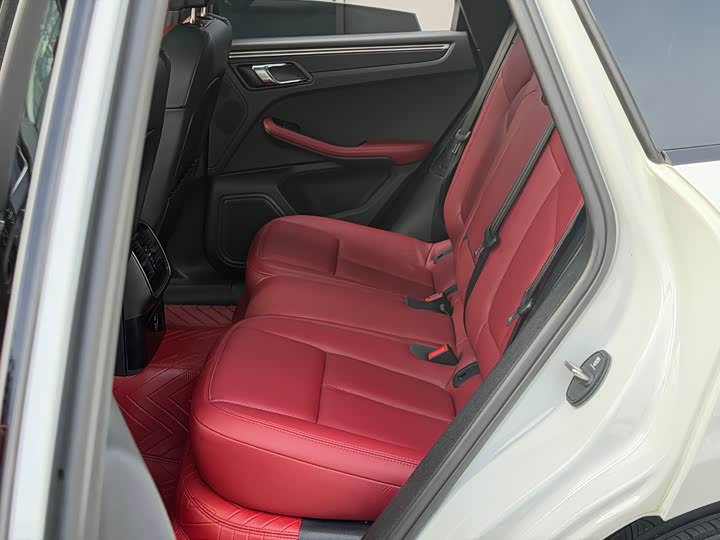 Фото 9 - Porsche Macan