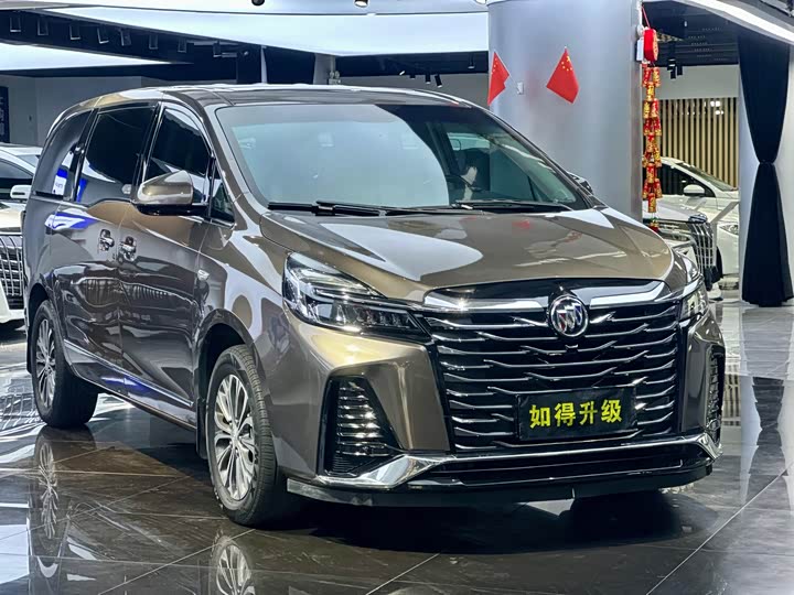 Фото 3 - Buick GL8 ES