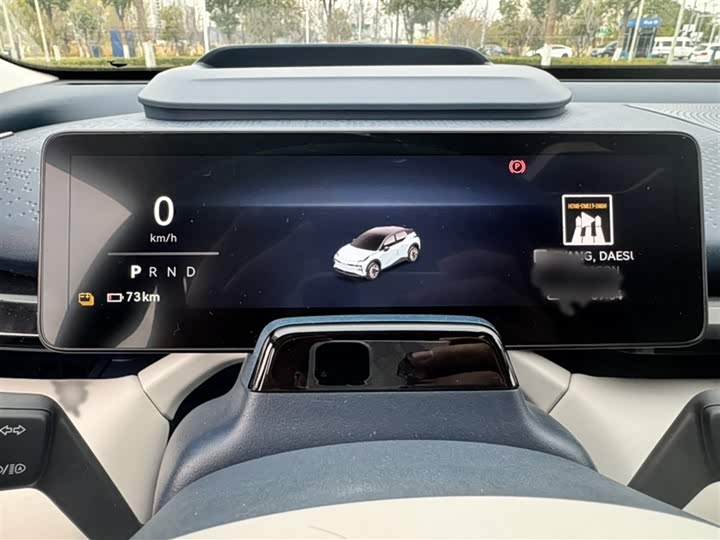 Фото 8 - Zeekr X