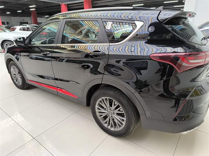 Фото 5 - Jetour X70