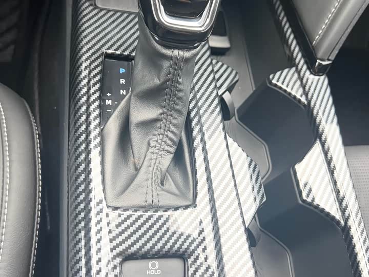 Фото 9 - Toyota Camry