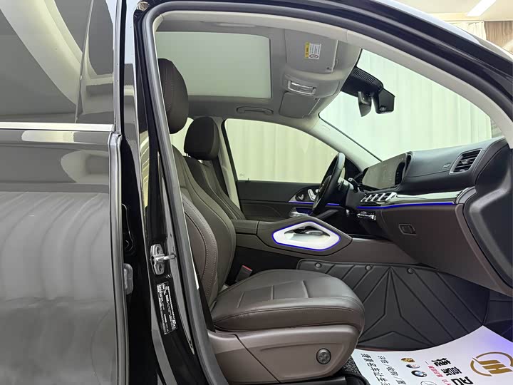 Фото 8 - Mercedes-Benz GLE-Class