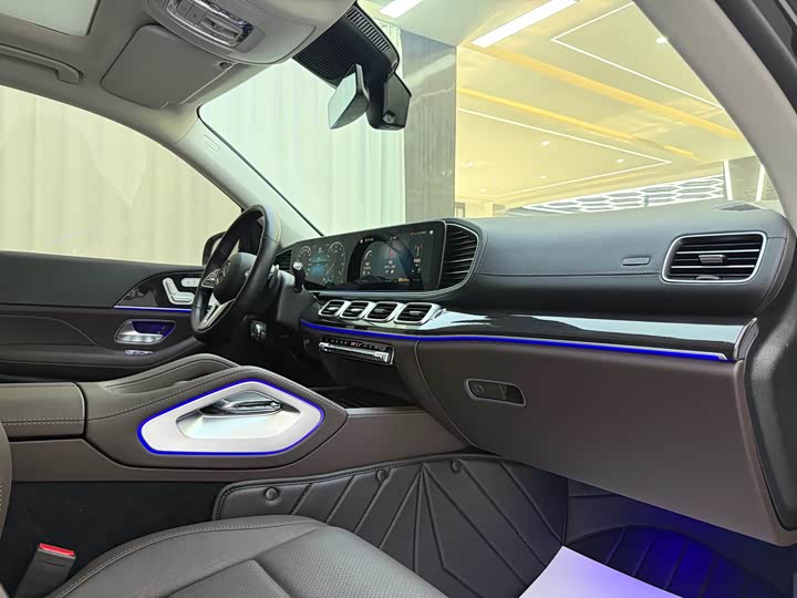 Фото 9 - Mercedes-Benz GLE-Class