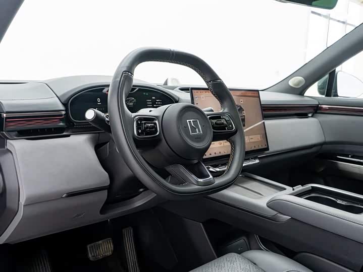 Фото 6 - Zeekr 7X