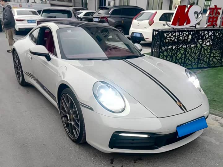 Фото 4 - Porsche 911