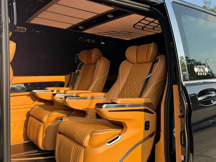 Фото 6 - Mercedes-Benz Vito