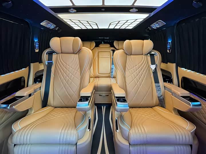 Фото 7 - Mercedes-Benz Vito