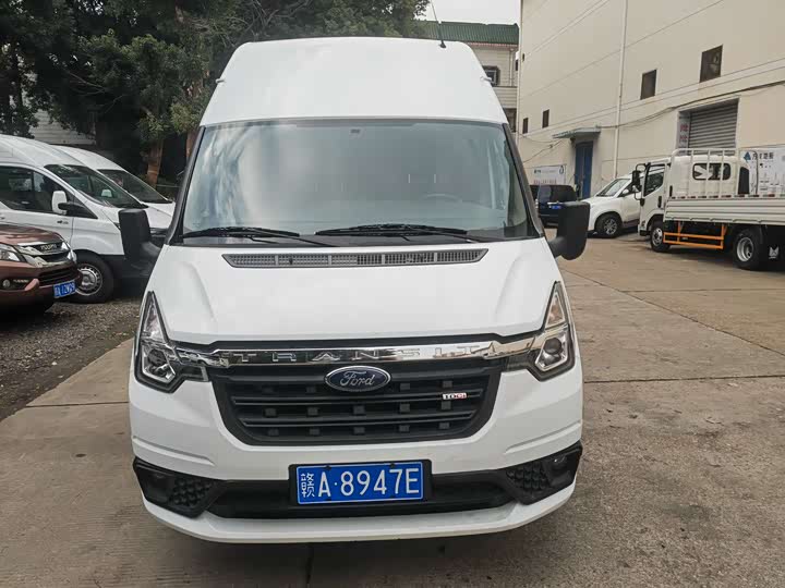 Фото 2 - Ford Transit New