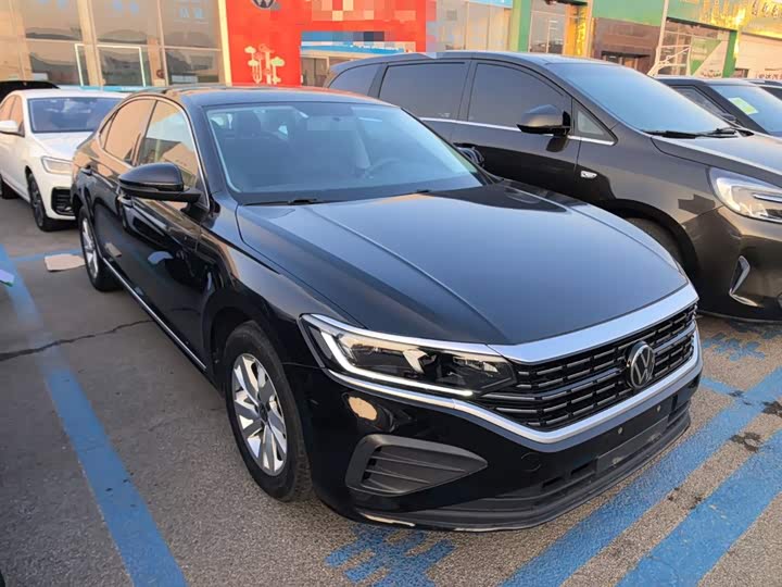 Фото 4 - Volkswagen Passat