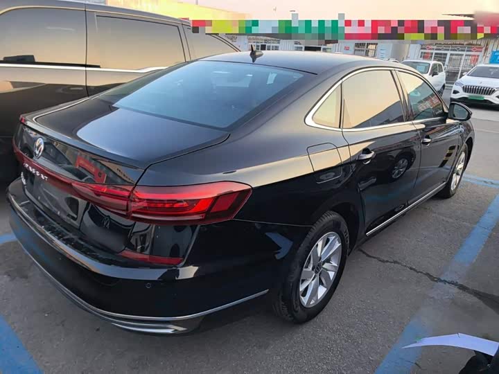 Фото 7 - Volkswagen Passat