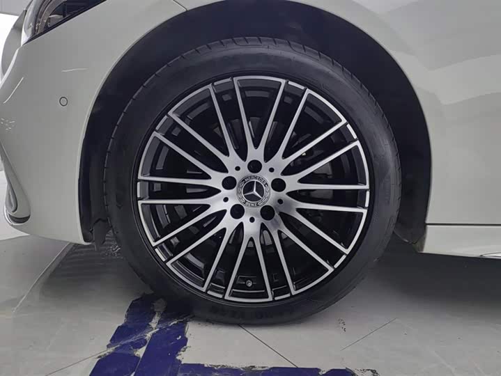 Фото 6 - Mercedes-Benz C-Class