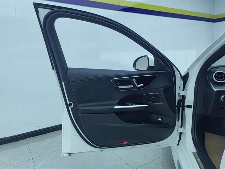 Фото 7 - Mercedes-Benz C-Class