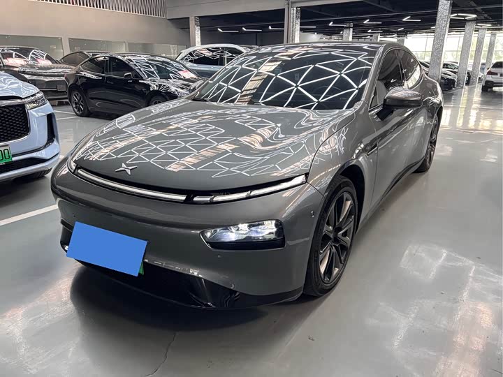 Фото 1 - XPeng P7