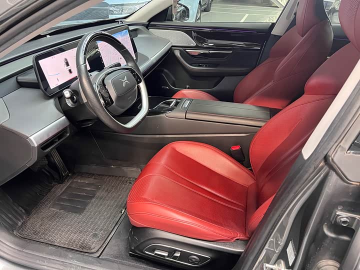 Фото 4 - XPeng P7