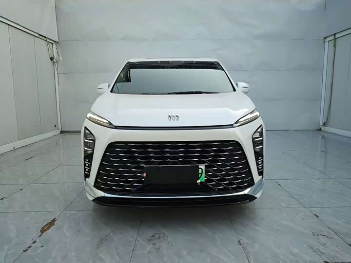 Фото 2 - Buick GL8 Hybrid