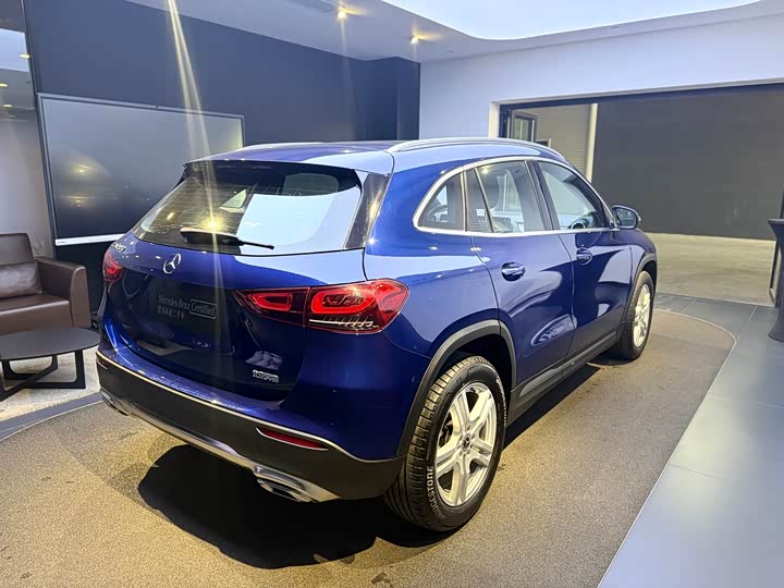 Фото 9 - Mercedes-Benz GLA-Class