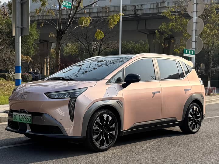 Фото 1 - GAC Aion Y