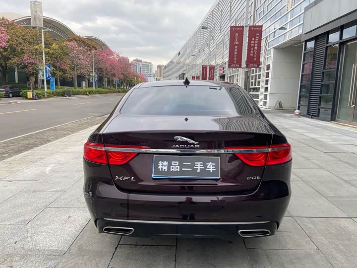 Фото 5 - Jaguar XF L