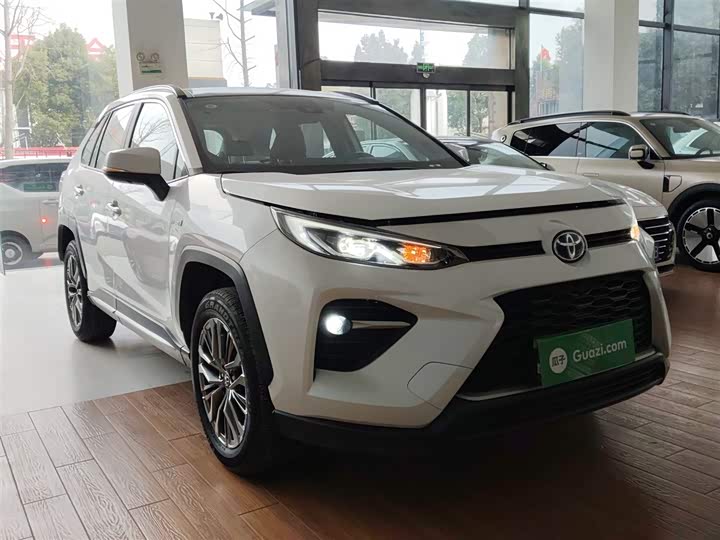 Фото 4 - Toyota Wildlander