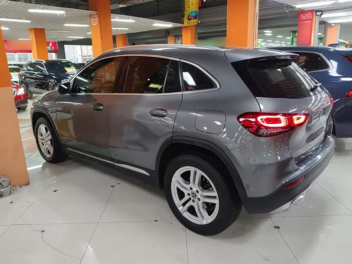 Фото 5 - Mercedes-Benz GLA-Class