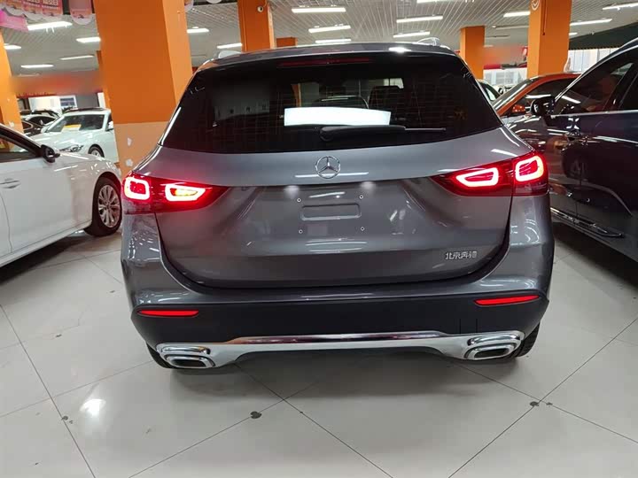 Фото 6 - Mercedes-Benz GLA-Class