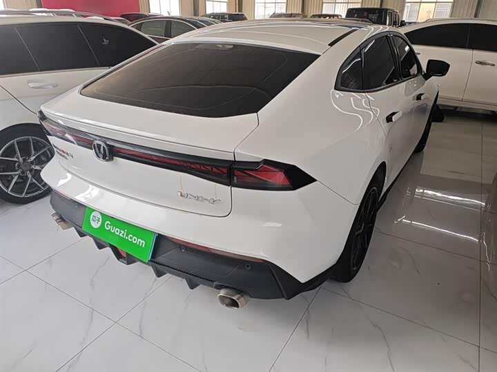 Фото 7 - Changan UNI-V