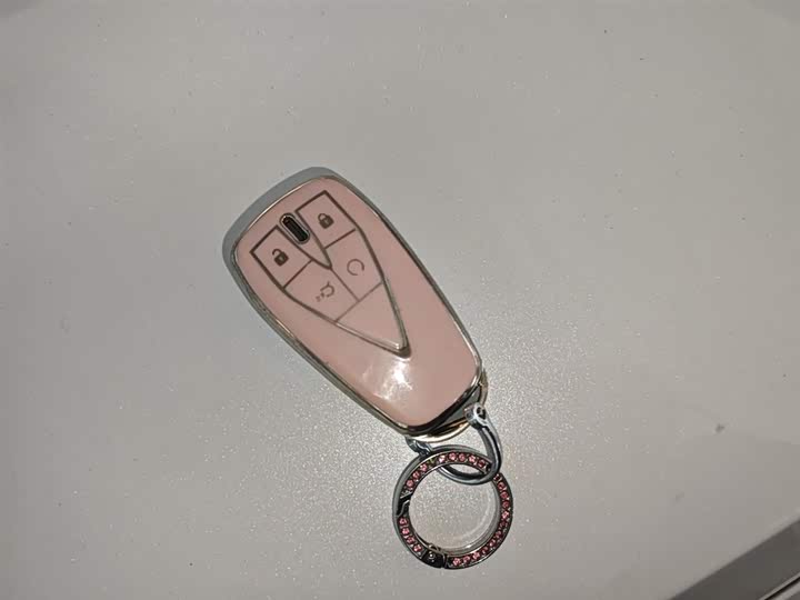 Фото 9 - Changan UNI-V