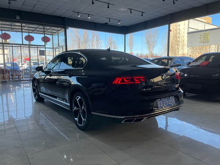 Фото 7 - Volkswagen Magotan