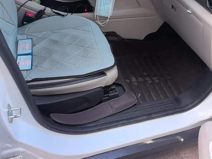 Фото 8 - BYD Yuan Pro