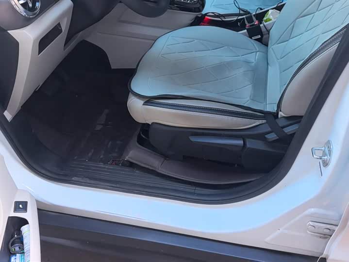 Фото 9 - BYD Yuan Pro