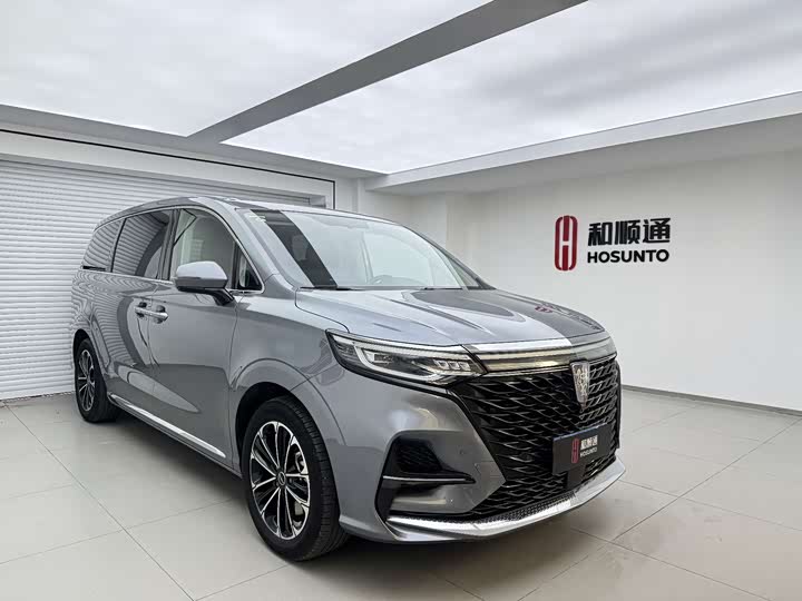 Фото 3 - Roewe iMax 8
