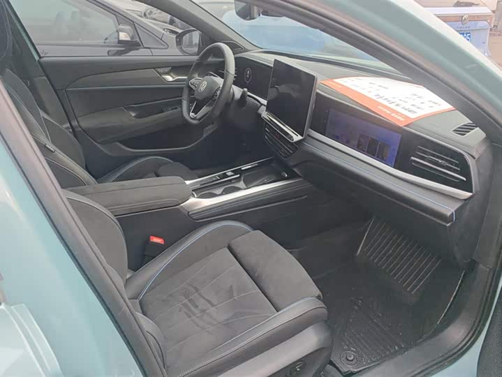 Фото 8 - Volkswagen Passat