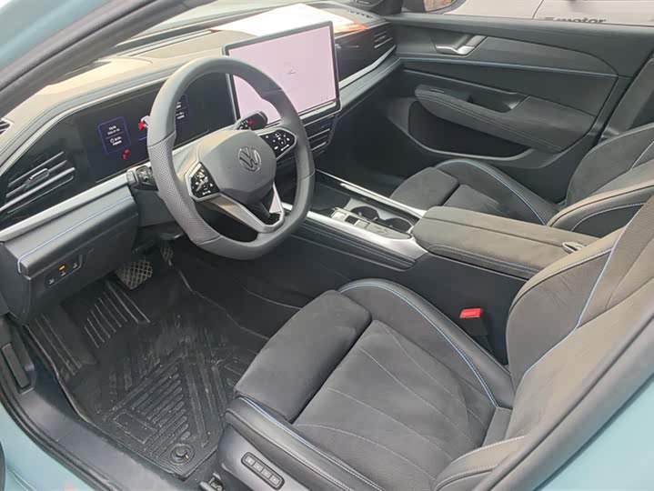 Фото 9 - Volkswagen Passat